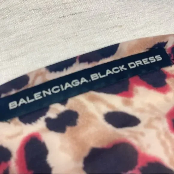 BALENCIAGA Animal Print Stretch Body Conturing Sleeveless Dress - Size 6 - Picture 9 of 11